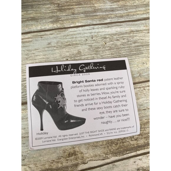 Just the Right Shoe Holiday Gathering by Raine J09613 2009 Christmas Collectible - Picture 8 of 13